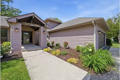 534 Whispering Pines Road, Lindenhurst, IL 60046 - Photo 3
