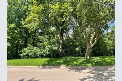 Lot 4 Manchester Avenue, Batavia, IL 60510 - Photo 1