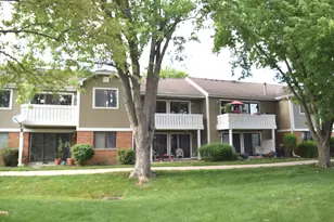 285 Mayfair Ln, Schaumburg, IL 60193 - Photo 19