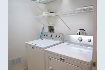 285 Mayfair Lane #2C, Schaumburg, IL 60193 - Photo 9