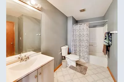 1669 Montclair Drive, Elgin, IL 60123 - Photo 35