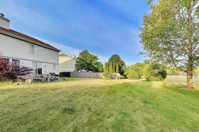 1669 Montclair Drive, Elgin, IL 60123 - Photo 45