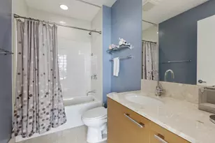 340 E Randolph St, Chicago, IL 60601 - Photo 17