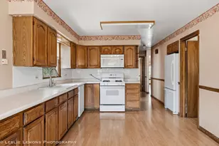 12213 S Hamlin Ave, Alsip, IL 60803 - Photo 7
