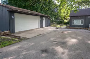 36 Hillcrest Ave, Fox Lake, IL 60020 - Photo 31