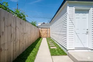 8620 S Union Ave, Chicago, IL 60620 - Photo 9