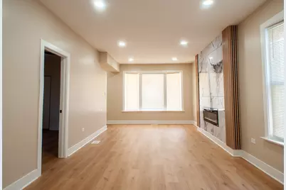 8620 S Union Avenue, Chicago, IL 60620 - Photo 11