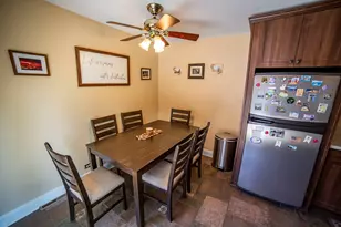 10435 Barnard Dr, Chicago Ridge, IL 60415 - Photo 9