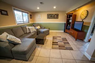 10435 Barnard Dr, Chicago Ridge, IL 60415 - Photo 19