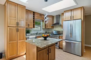 564 W Harrison Rd, Lombard, IL 60148 - Photo 5