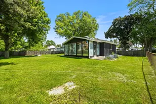 564 W Harrison Rd, Lombard, IL 60148 - Photo 31