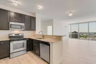 1901 S Calumet Ave, Chicago, IL 60616 - Photo 7