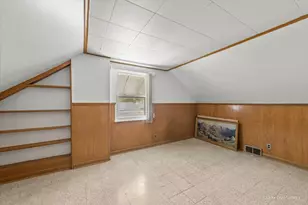 5216 Lee St, Skokie, IL 60077 - Photo 7