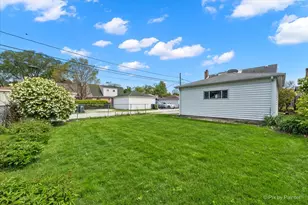 5216 Lee St, Skokie, IL 60077 - Photo 19