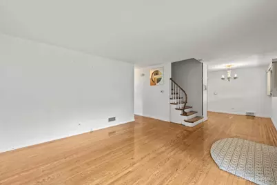 5216 Lee Street, Skokie, IL 60077 - Photo 3