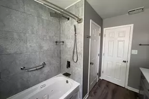 10801 Oak Ave, Chicago Ridge, IL 60415 - Photo 9