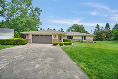 2418 N Nottingham Court, Champaign, IL 61821 - Photo 1