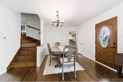7528 Churchill Street, Morton Grove, IL 60053 - Photo 13