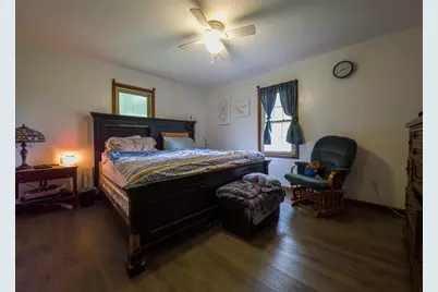 4657 Bridgeport Road, Chicago, IL 62417 - Photo 9