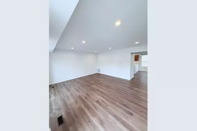 1120 Keswick Lane, Mundelein, IL 60060 - Photo 3