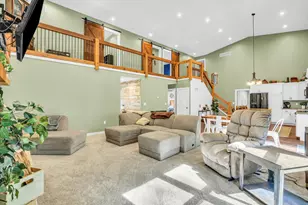 8909 N 2300 E Rd, Fairbury, IL 61739 - Photo 11