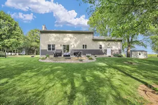 8909 N 2300 E Rd, Fairbury, IL 61739 - Photo 49