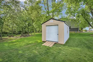 8909 N 2300 E Rd, Fairbury, IL 61739 - Photo 57
