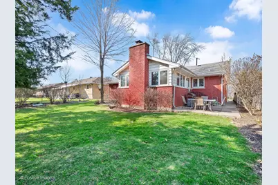 392 E Saint Charles Road, Elmhurst, IL 60126 - Photo 25