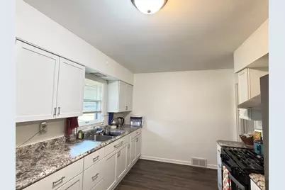 900 Westminster Road, Joliet, IL 60435 - Photo 7
