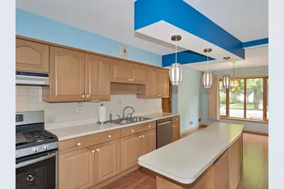 10208 S Saint Louis Avenue, Evergreen Park, IL 60805 - Photo 7