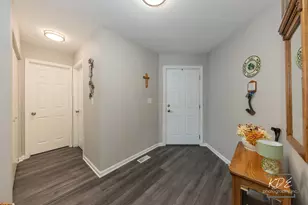 21255 Silktree Cir, Plainfield, IL 60544 - Photo 3