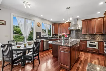 822 E Prairie Avenue, Des Plaines, IL 60016 - Photo 11