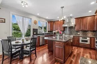 822 E Prairie Ave, Des Plaines, IL 60016 - Photo 11