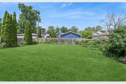 822 E Prairie Avenue, Des Plaines, IL 60016 - Photo 25