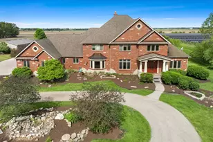 11N720 Muirhead Rd, Elgin, IL 60124 - Photo 1