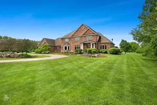 11N720 Muirhead Rd, Elgin, IL 60124 - Photo 7