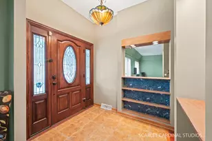 1365 Colorado Ave, Aurora, IL 60506 - Photo 3