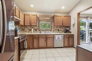 301 Bentley Dr, Normal, IL 61761 - Photo 7