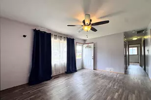 416 Berkshire Ave, Romeoville, IL 60446 - Photo 3
