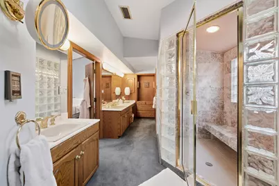 607 Berkshire Court, Downers Grove, IL 60516 - Photo 35
