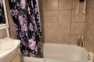 953 Elizabeth St, Elgin, IL 60120 - Photo 7