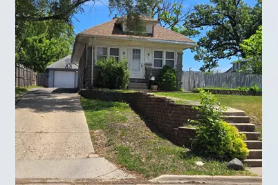 953 Elizabeth Street, Elgin, IL 60120 - Photo 1