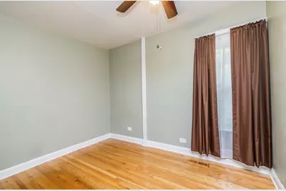 1910 Dewey Avenue, Evanston, IL 60201 - Photo 25