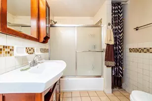 1910 Dewey Ave, Evanston, IL 60201 - Photo 11
