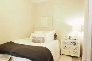 2115 W Wellington Ave, Chicago, IL 60618 - Photo 33