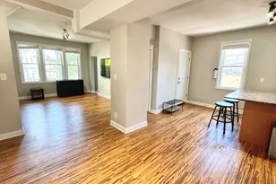 2115 W Wellington Ave, Chicago, IL 60618 - Photo 3