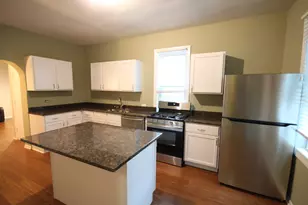 2115 W Wellington Ave, Chicago, IL 60618 - Photo 29