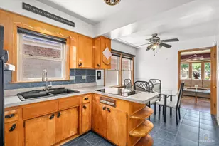 3437 W 84th Pl, Chicago, IL 60652 - Photo 9
