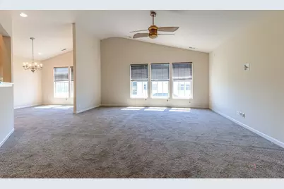 24852 W Gates Lane #24852, Plainfield, IL 60585 - Photo 3