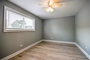 1237 E 95th St, Chicago, IL 60628 - Photo 15